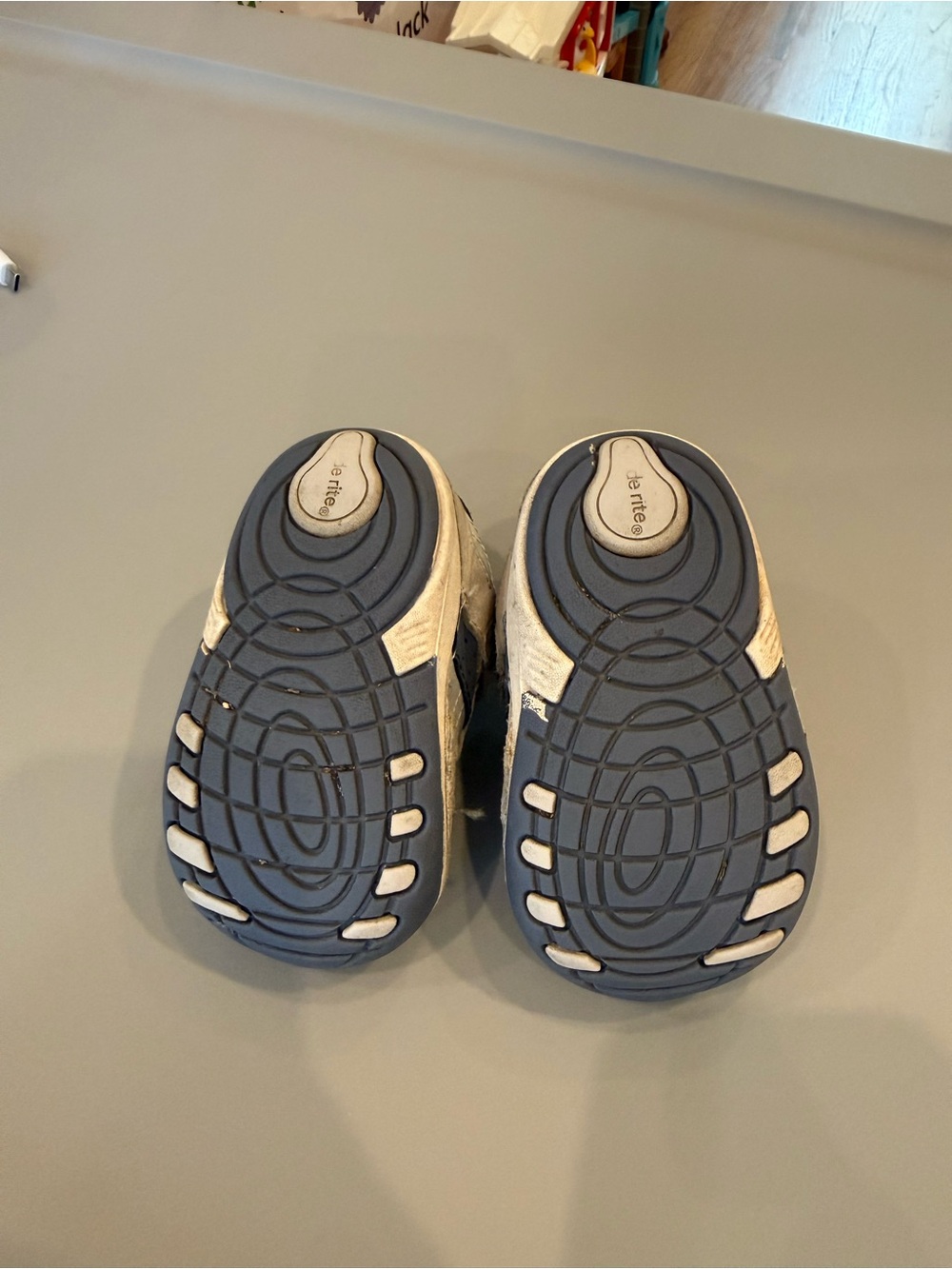 Stride Rite (4.5W) - Picture 7 of 8